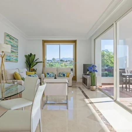 Relax Alcazaba Apartment Estepona